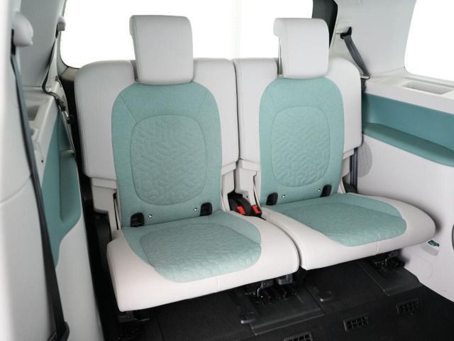 ID.Buzz Pro Langer Radstand 6Sitze TravelAssist 