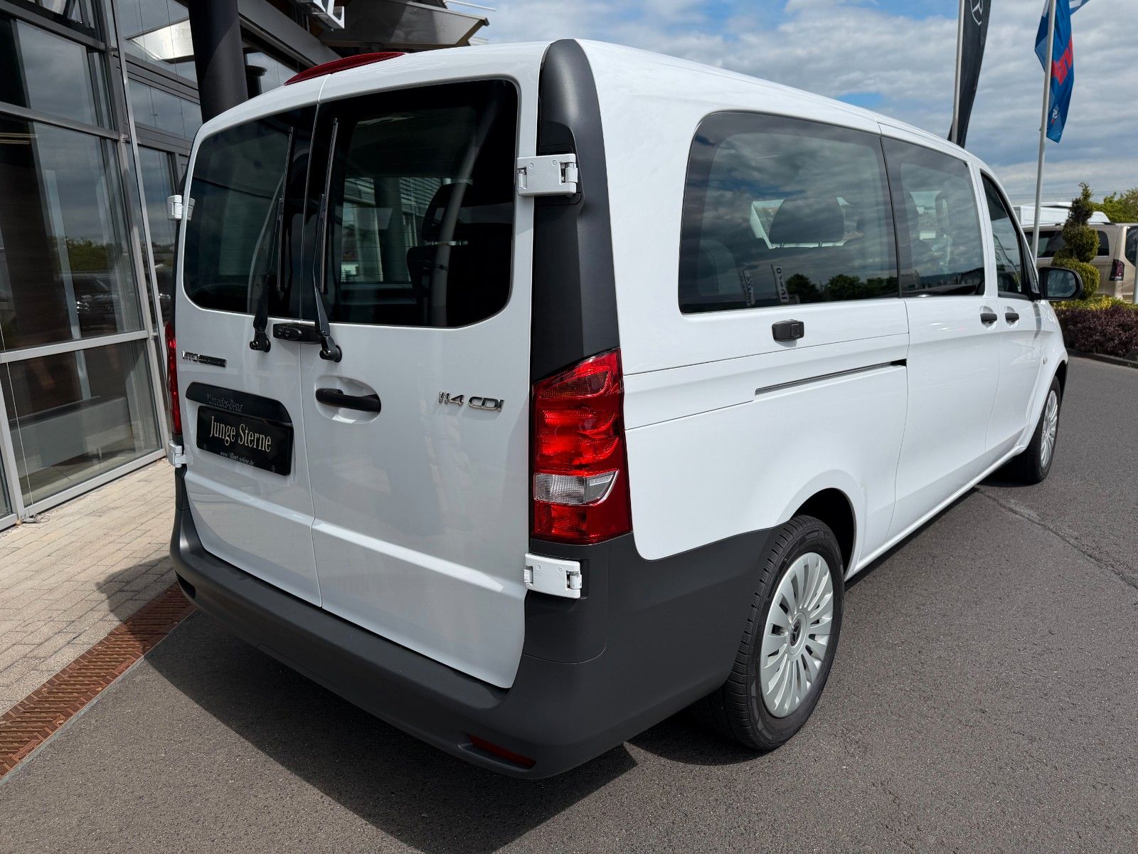 Fahrzeugabbildung Mercedes-Benz Vito 114 CDI Tourer Extral 9G Klima Kamera