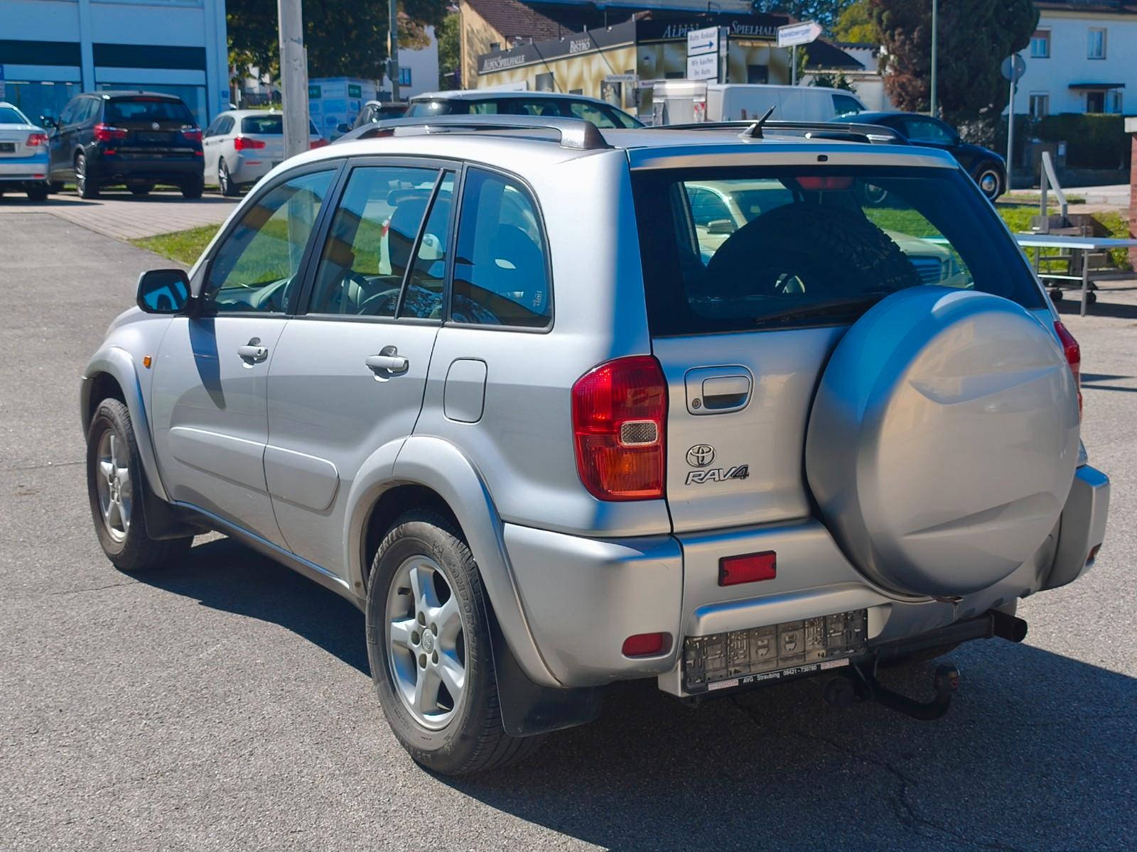 Toyota RAV4 2.0 VVT-i 150 ch 4x4 Essence • 116 000 km • Clim • Attelage