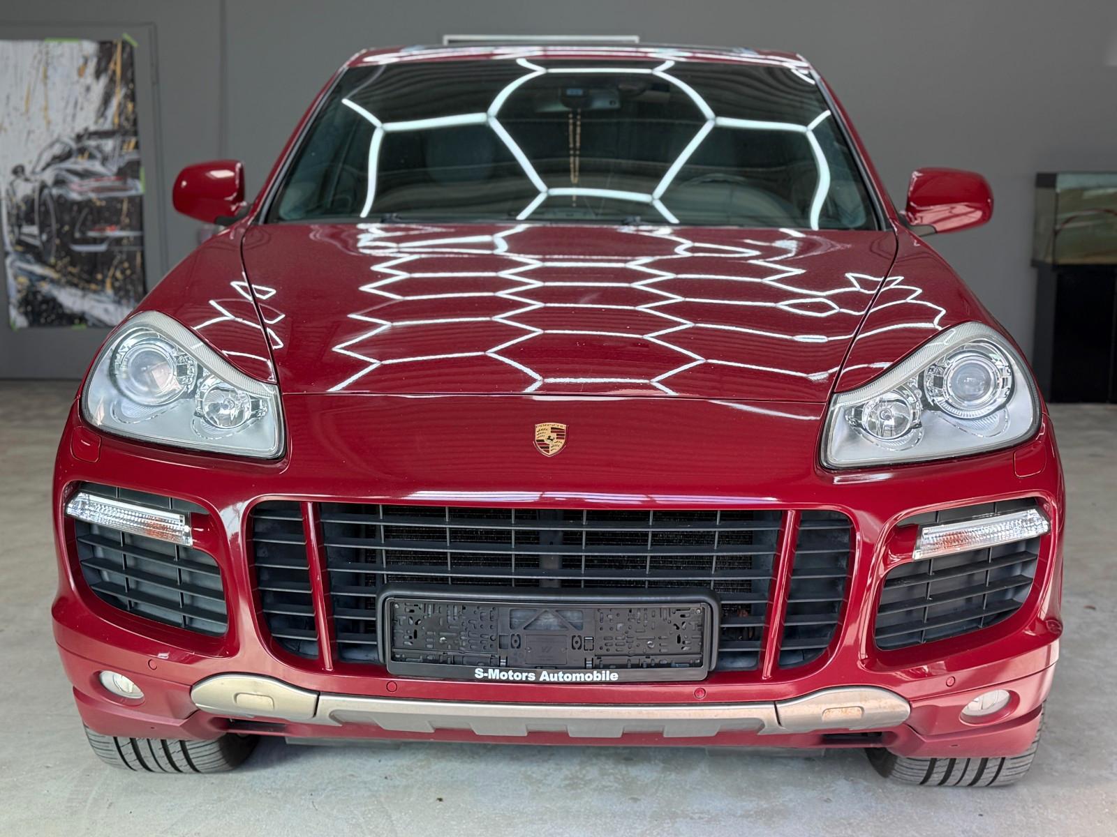 Porsche Cayenne GTS/PAN/21ZOLL/ALCANTARA/BOSE/VOLL