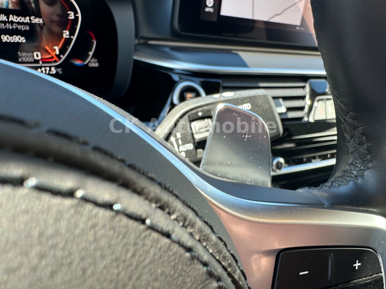Fahrzeugabbildung BMW M550i xDrive Lim./Shadow-Line/Navi/Leder/LED/Kam