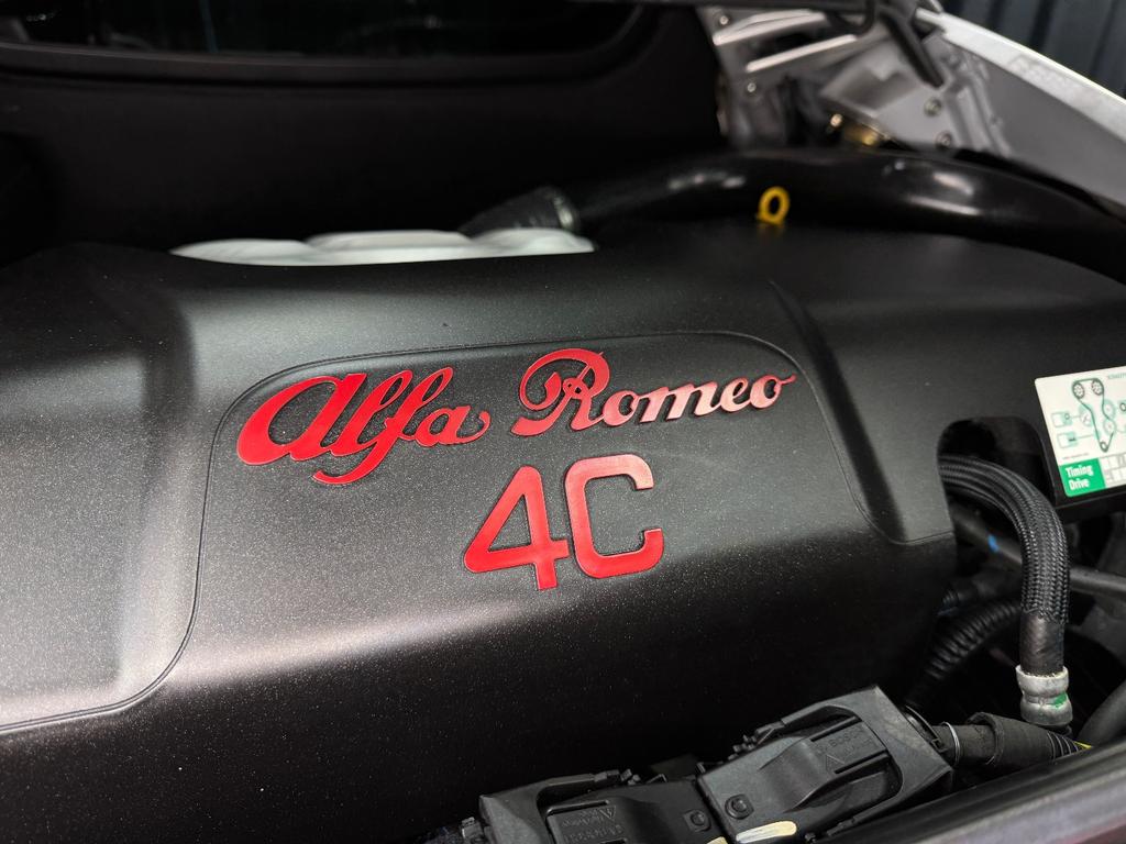 Alfa Romeo 4C