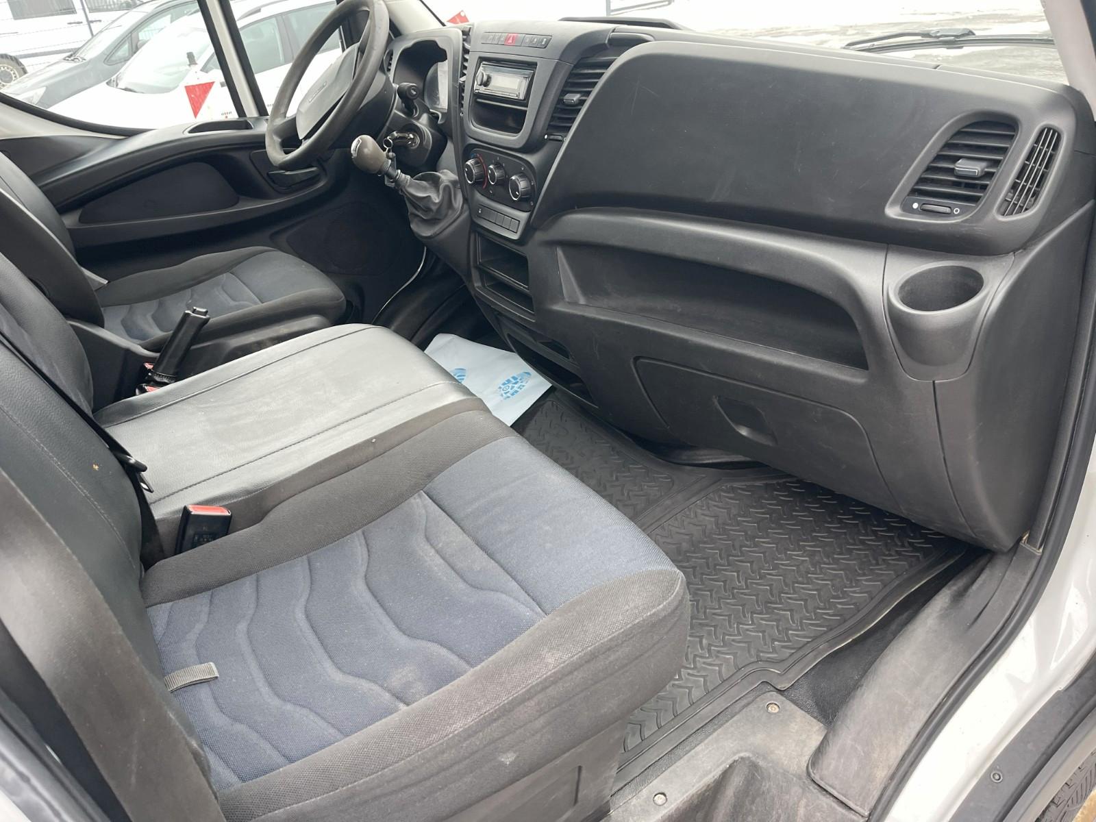 Iveco ANDERE Daily Kasten HKa 35 S  TÜV 06 2027