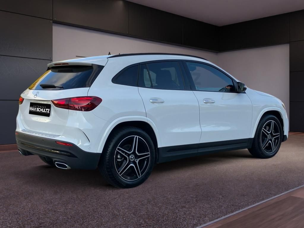 Fahrzeugabbildung Mercedes-Benz GLA 200 AMG*NIGHT*AHZV*K-GO*DISTR*DAB*RFK*LED*