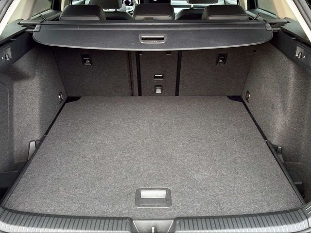 GOLF VIII VARIANT 1.5 eTSI DSG GOAL AZV+ACC+LED