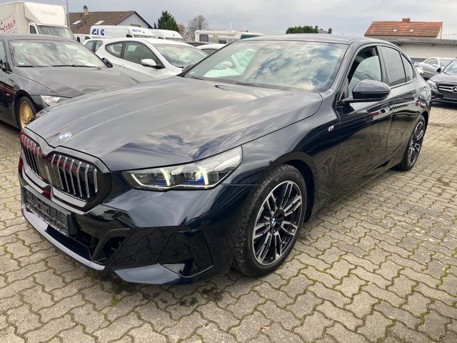 BMW 520d M-Sportpaket Leder LED Kamera SHZ ACC