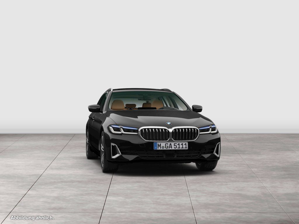 BMW 530d xDrive Touring Luxury Line PANO RFK NAVI LE foto 10