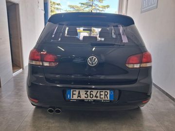Volkswagen Golf - 5