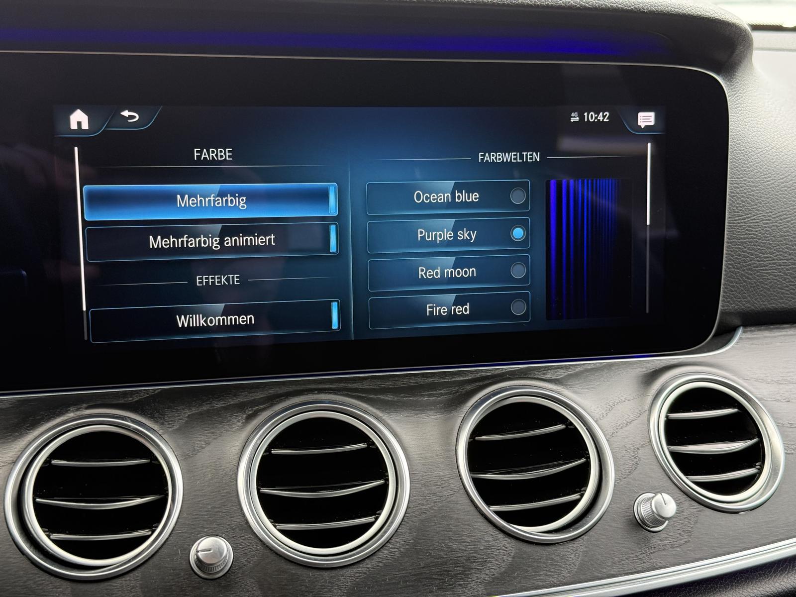 Mercedes-Benz E 200 d,T-M Avantgarde,T-Leder,R-Kam,Ambiente
