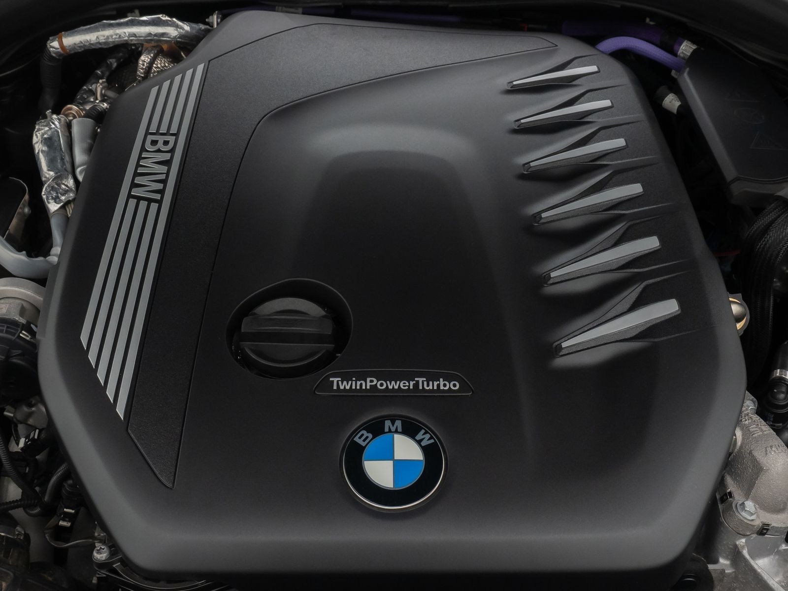 Fahrzeugabbildung BMW 540d xD M Sport Individual HUD DAB H/K Laser