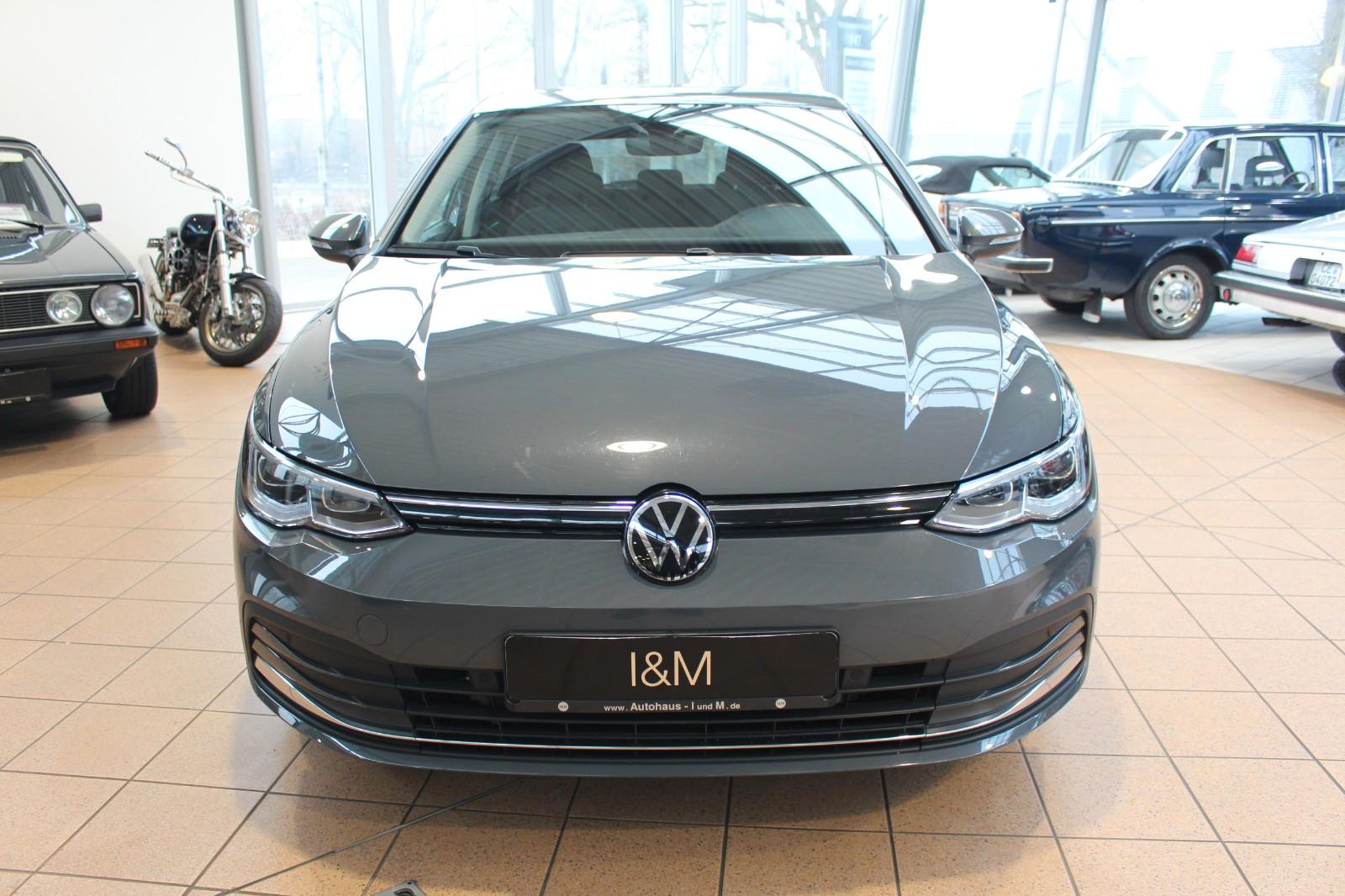 Volkswagen Golf VIII Lim. Active+Autom.+Cam+AHK+CarPlay+SHZ
