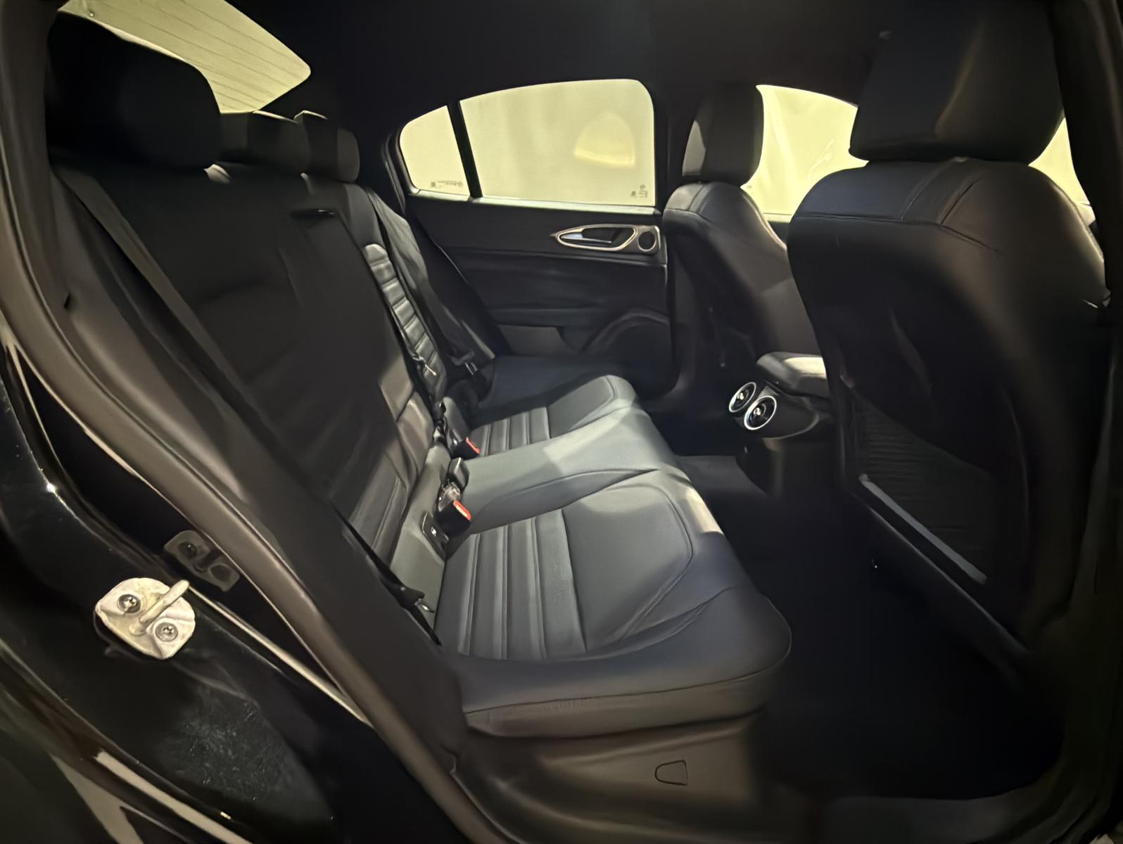 Alfa Romeo Giulia 2.0 Veloce Q4 MATRIX LAS SHZ LM19", миниатюра 12