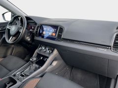 SKODA Karoq 4x4 AHK NAVI DCC Standh. Kamera PDC LED 19