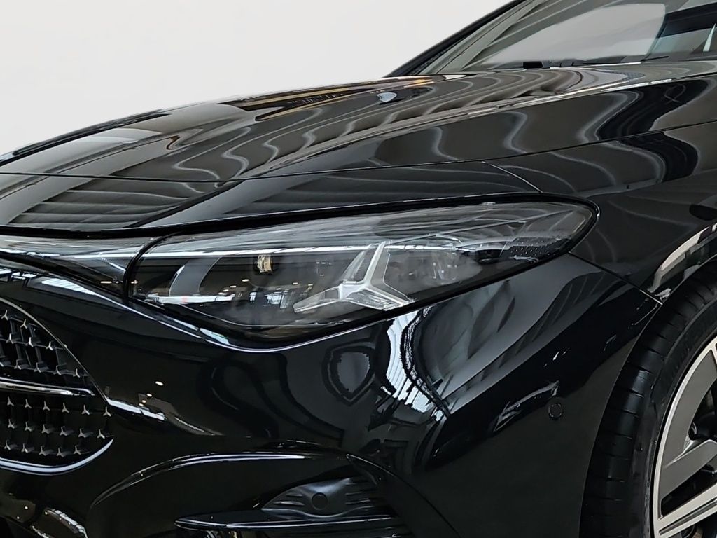 Fahrzeugabbildung Mercedes-Benz CLA 180 ++ AMG-LINE+AHK+MULTIBEAM+MB.DRIVE++