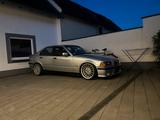 BMW E36 BMW  320i Limo Scheckheft Klimaautomatik - gebrauchte BMW 320 aus dem Jahr 1997
