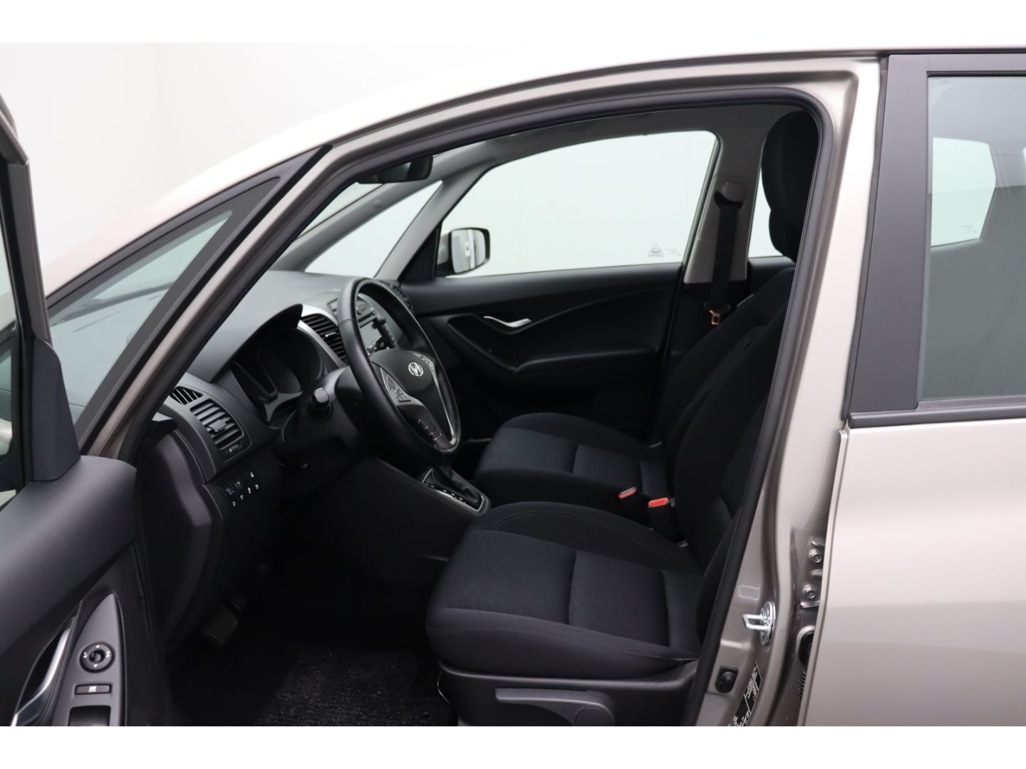 Fahrzeugabbildung Hyundai ix20 Klimaauto SHZ Tempomat Kamera Navi