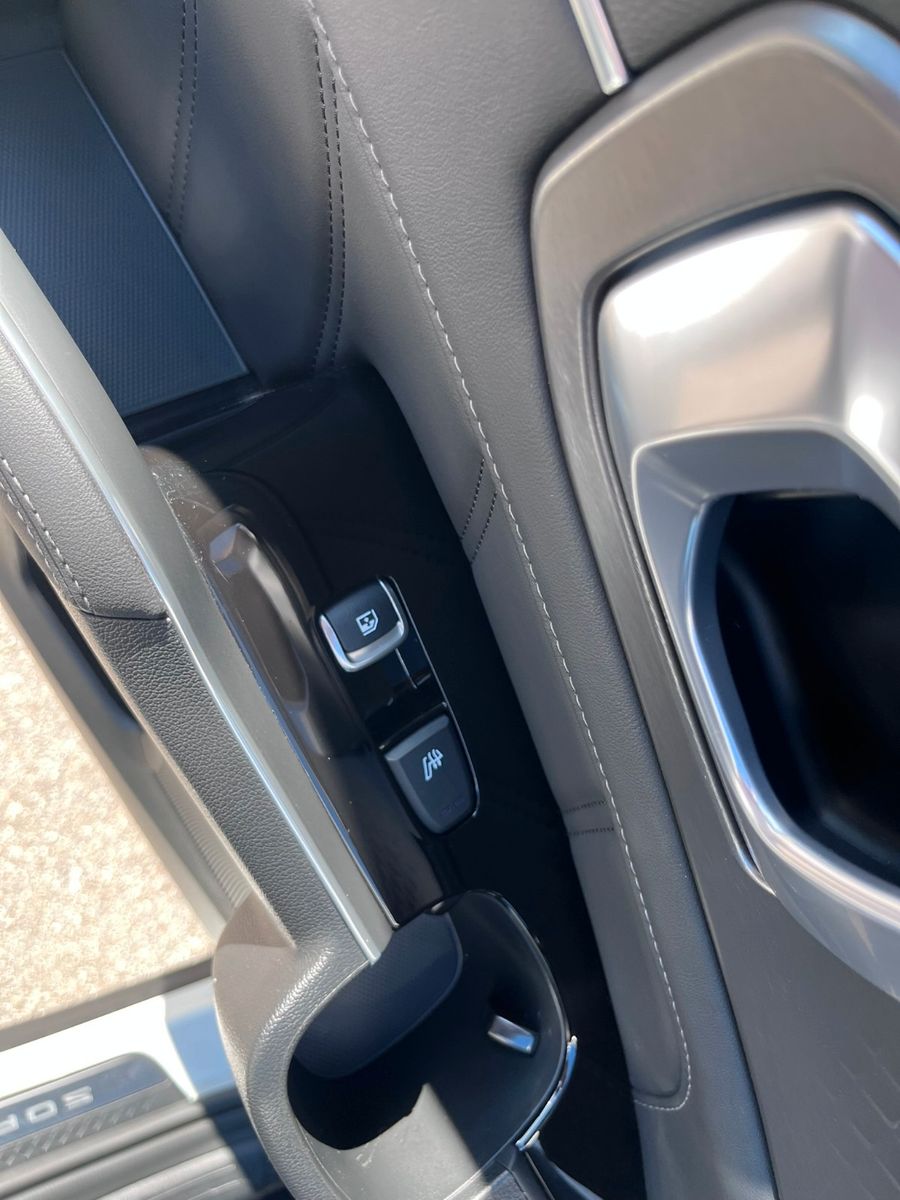 Fahrzeugabbildung Kia Sorento Platinum Garantie Voll LEDER Plug-In AWD