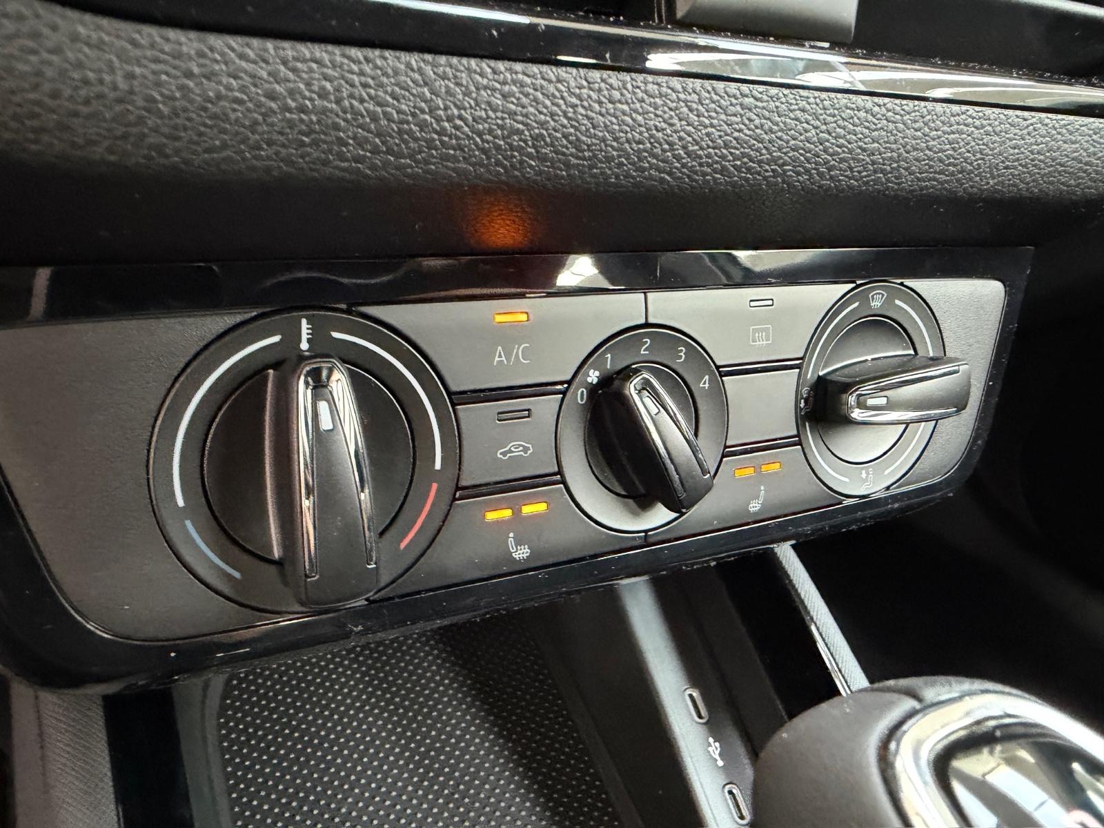 Skoda Kamiq Selection 1.0TSI#DSG#AHK#SHZ#APP#Kamera