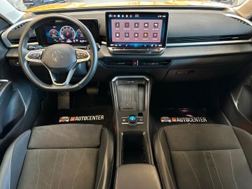 Volkswagen T-Roc *1.HAND*19%*LKHZ*ACC*CARPLAY*MASSAGE*CAM