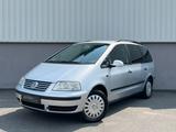 Volkswagen Sharan 1.9TDI 131PS*7SITZER*KLIMA*TEMP*1HAND* - Volkswagen Sharan mit Diesel-Antrieb: Kleinbus, 1.9