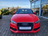 Audi A3 LIMOUSINE AMBITION AUTOMATIK S-LINE PAKET LED - Audi A3: Rot