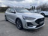 Ford Focus Turnier 1.0 EcoBoost Hybrid Aut. ST-Line X - Ford Focus mit Benzin-Antrieb: Kombi, Automatik