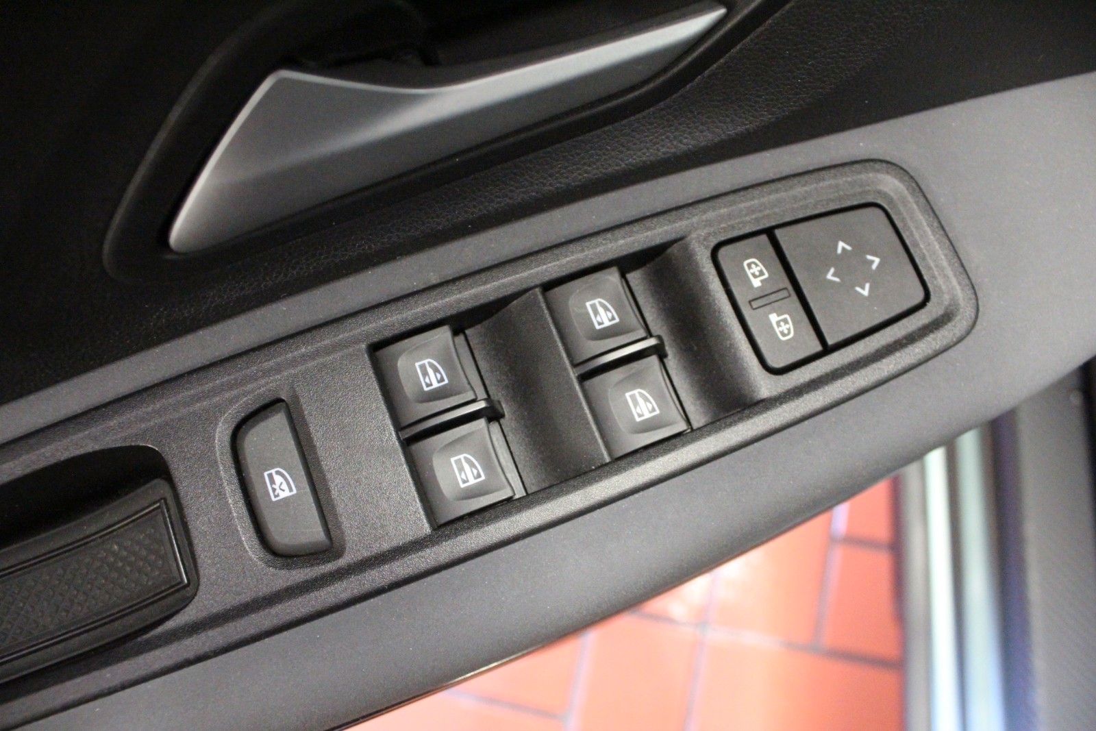 Fahrzeugabbildung Dacia Jogger TCE 110 Extreme+ 5-Sitzer *AHK*