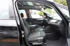 Fahrzeugabbildung BMW 218i Gran Tourer Advantage Pano Kam 7Sitzer SHZ!