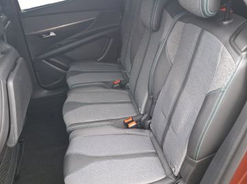 Peugeot 5008 Allure Pack 1.2 136 Kam.+KeyLess+LED+Navi