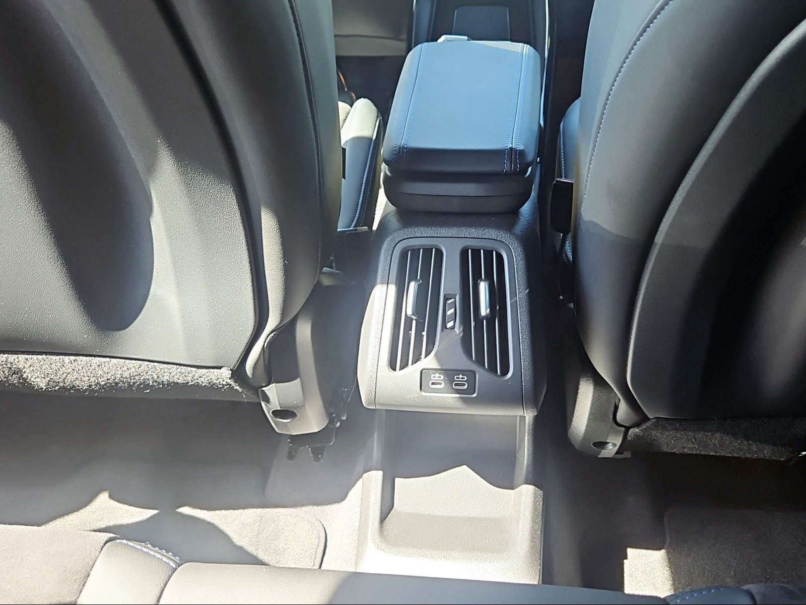 BMW 220 Active Tourer - Bild 20