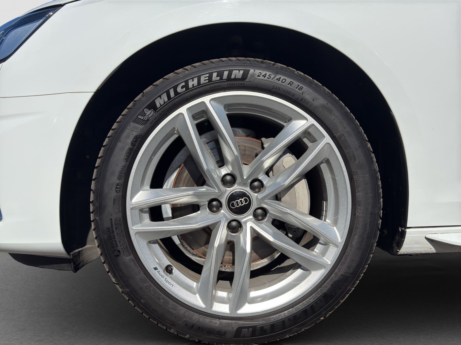 Audi A4 - Bild 2
