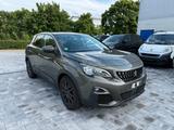 Peugeot 3008 ACTIVE+PDC+CAM+NAVI+AUTOMATIK+GARANTIE - Peugeot 3008: Auto