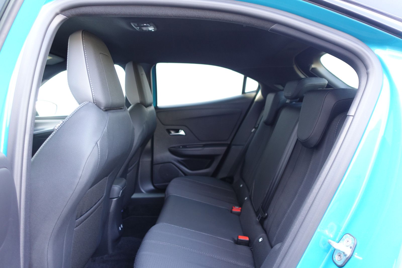 Fahrzeugabbildung Opel Mokka GS 1.2T AUTOMATIK,Kamera,Sitzhzg,Allwetter