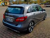 Mercedes-Benz  B 180 Urban , Automatik,  AHK Guter Zustand  - Gute Gebrauchtwagen