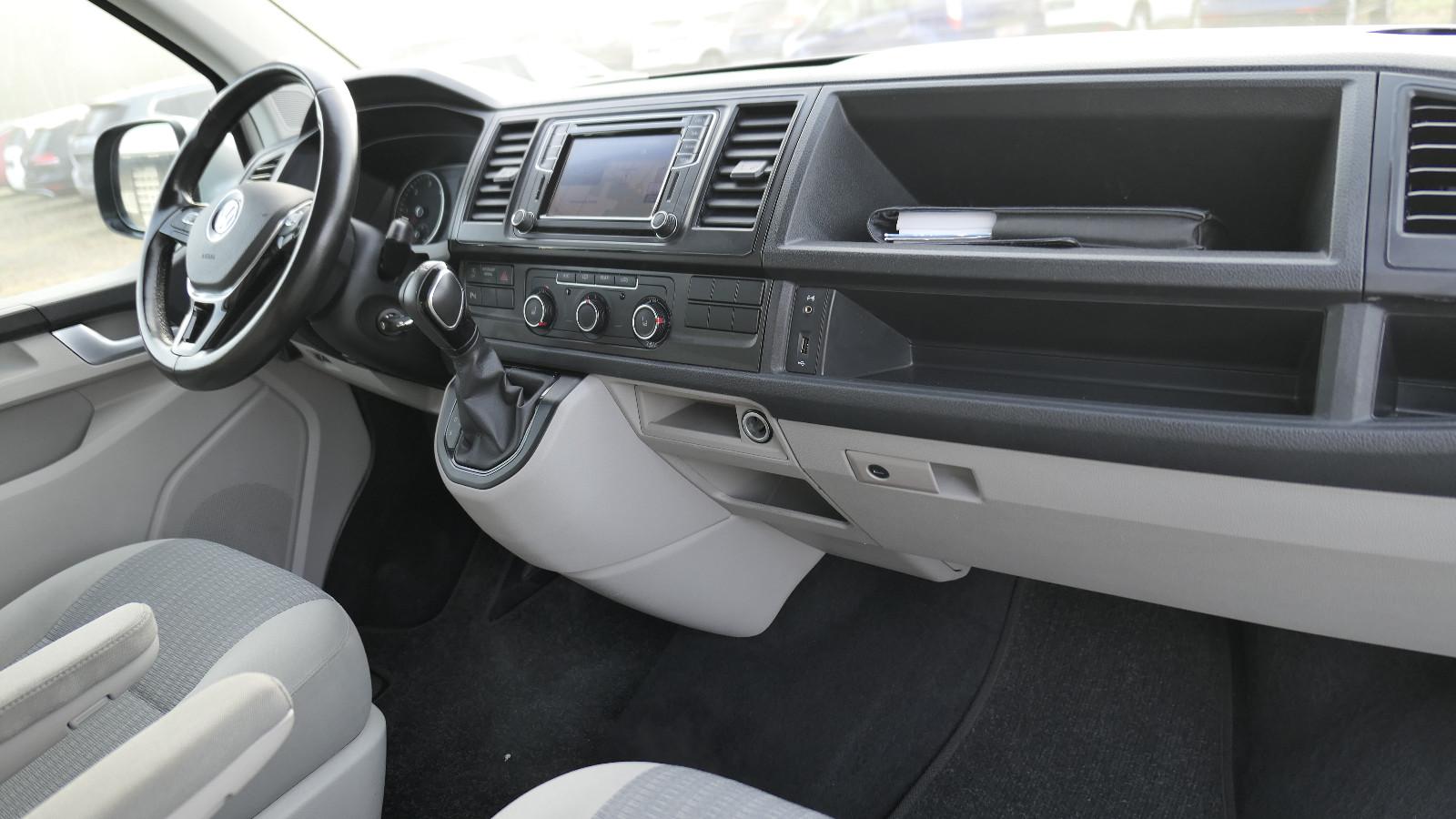 Volkswagen T6 Caravelle Comfortline lang/1-Hand/ACC/Euro6