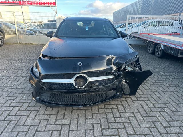 Mercedes-Benz A 180 A -Klasse Lim. A 180 d,Navi,Leder,Eu6