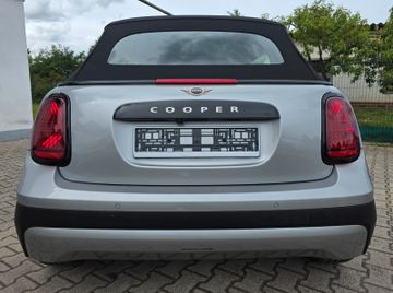 MINI Cooper Cabrio - 10