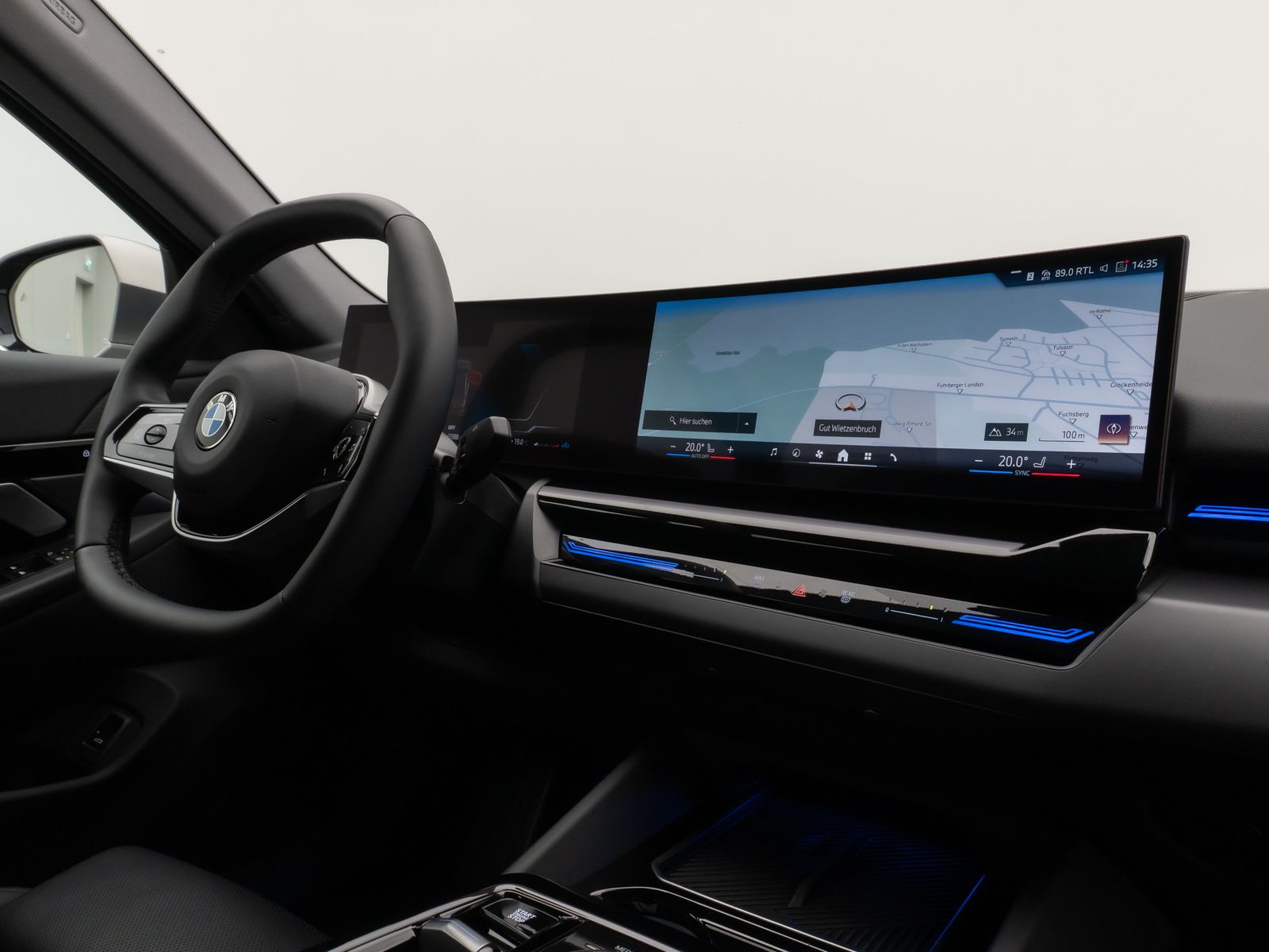 Fahrzeugabbildung BMW 520d Kamera DAB Leder Alarm Sport DigKey 18Zoll