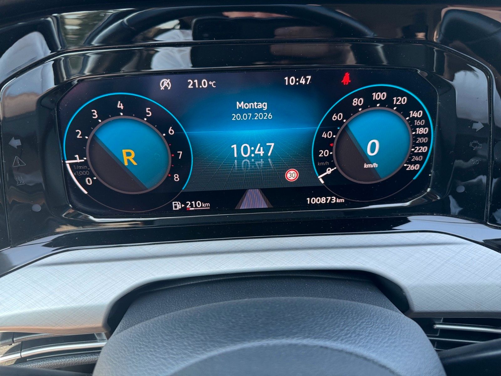 Fahrzeugabbildung Volkswagen Golf VIII Lim. Life 1.0 eTSI