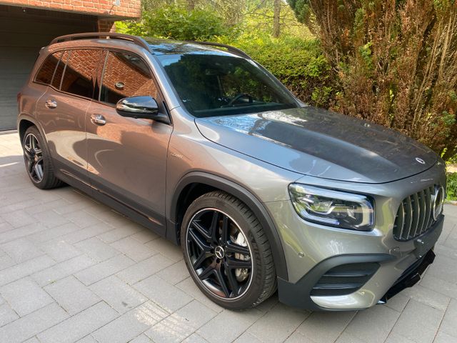 MERCEDES-BENZ GLB 35 AMG Mercedes-AMG GLB 35 4MATIC DCT Me...