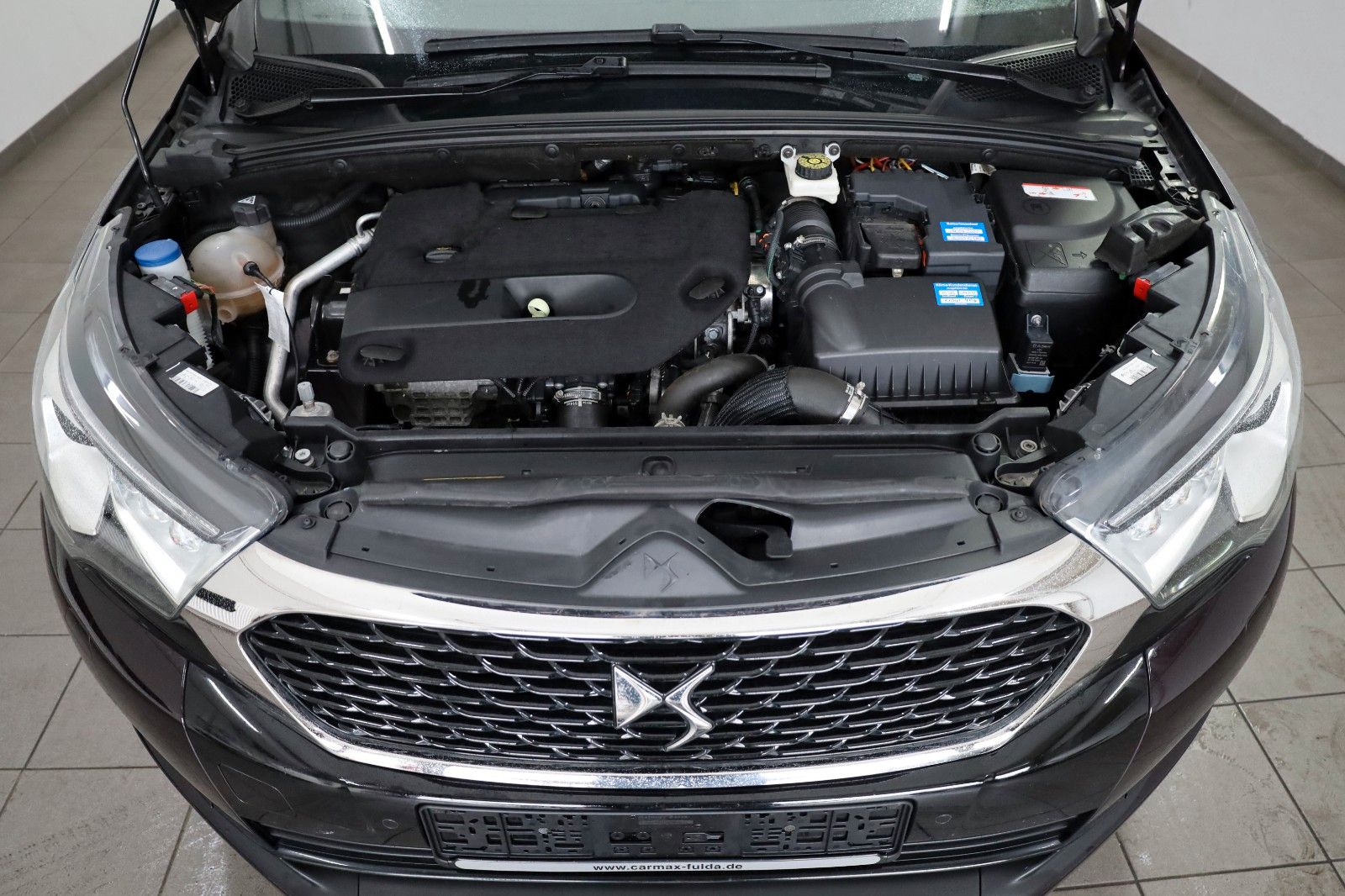 Fahrzeugabbildung DS Automobiles DS4 Crossback T.Leder,Navi,Kamera,SH,