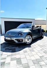 Volkswagen Beetle 1.4 TSI DSG BMT Design Cabriolet Design - Volkswagen Beetle: Blau