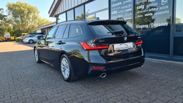BMW 320 - 5