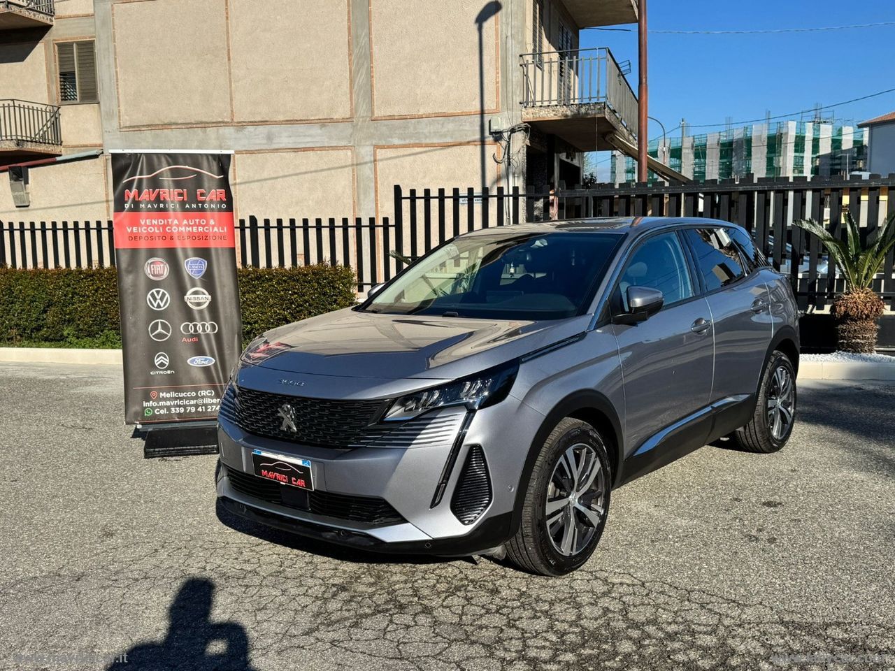 Peugeot PEUGEOT 3008 BlueHDi 130 S&S EAT8 Allure imagem 2