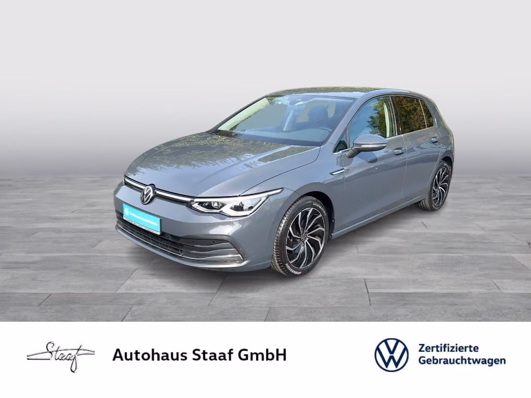 Volkswagen Golf 1.5 TSI 150PS 6-GANG DCC+LED Plus+ SITZHEIZ