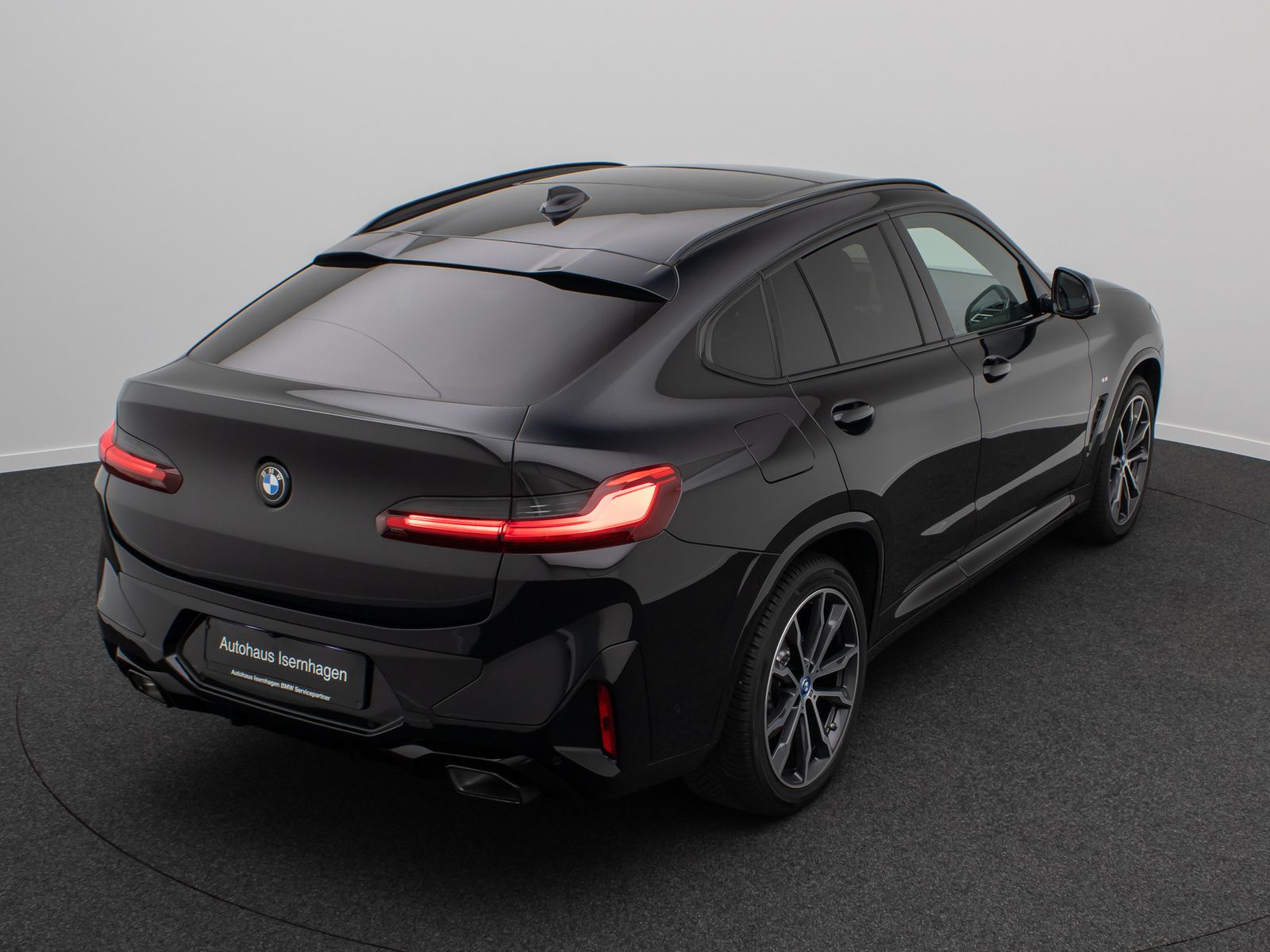 Fahrzeugabbildung BMW X4 xD20d M Sport Panorama HUD H/K DAB Laser AHK