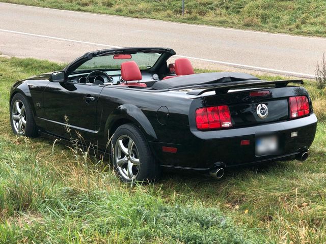 Ford Mustang GT Convertible