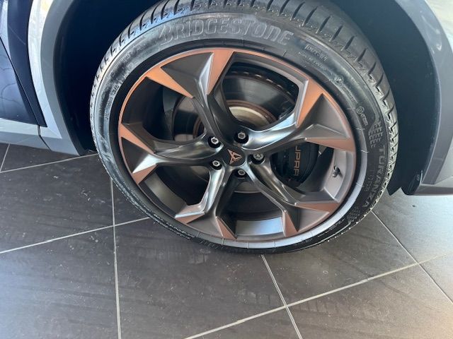 Fahrzeugabbildung CUPRA Formentor VZ e-Hybrid AHK PANO SHZ 19"