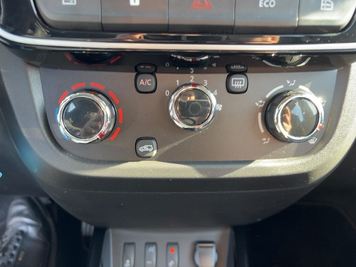 Fahrzeugabbildung Dacia Spring Essential 45 CCS Kamera