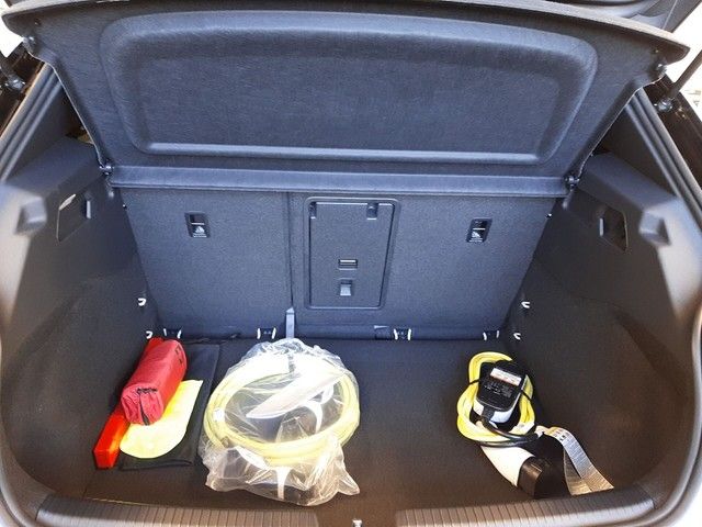 Fahrzeugabbildung Volkswagen ID.3 Pro Performance Navi MatrixLED Kamera 19"